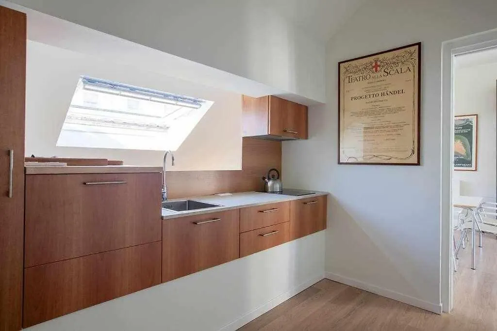 Apartment Sanpietro Allorto 22 Duomo Suite Dom12 Milan Italy